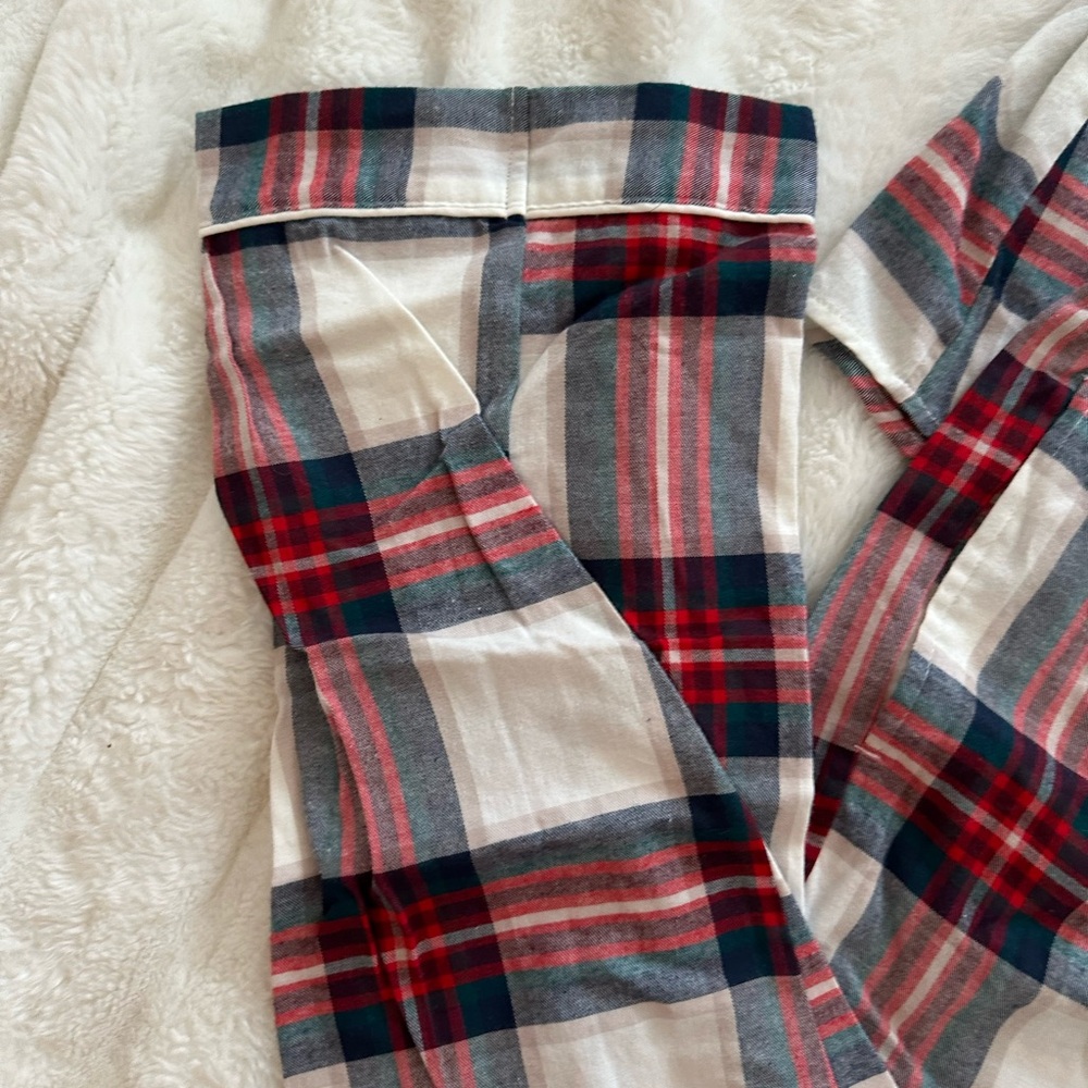 Stars Above Red White & Green Plaid Flannel Pajama Set NWT - Picture 4 of 6